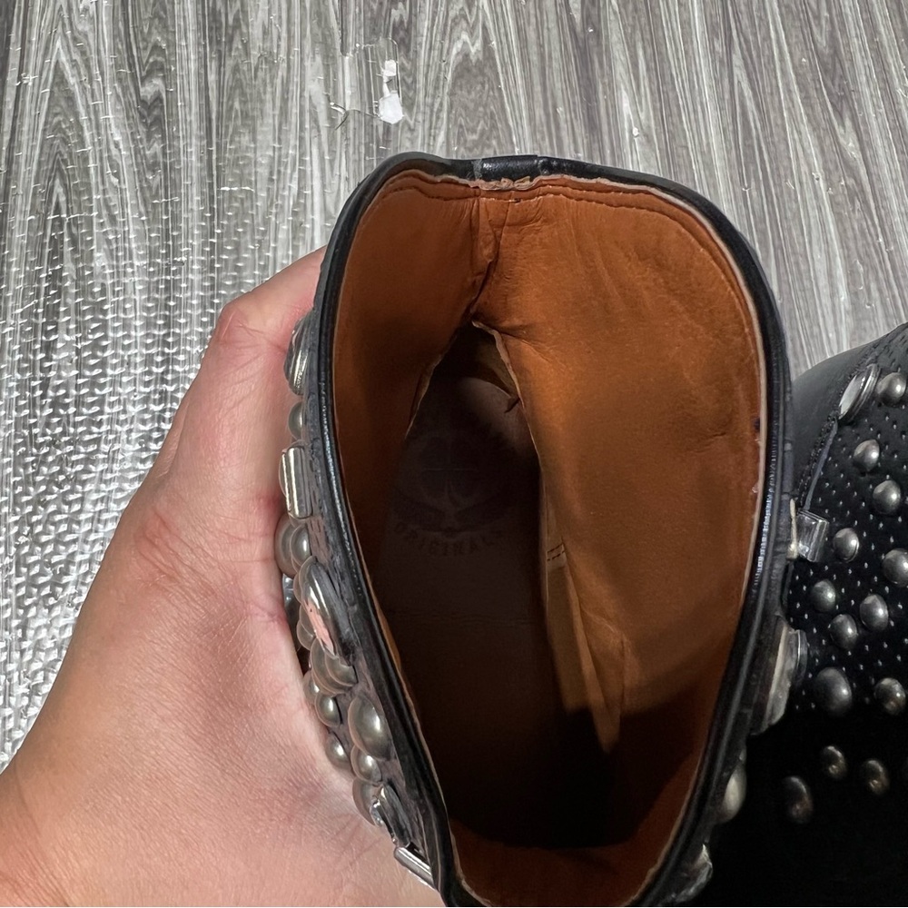 Lucky Brand | Studded Chelsea Boots - Picture 6 of 7